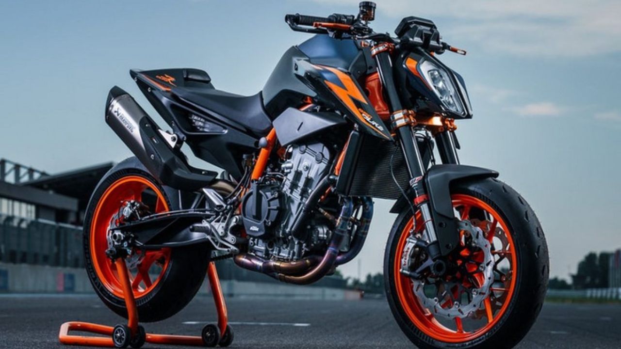 KTM 890 Duke